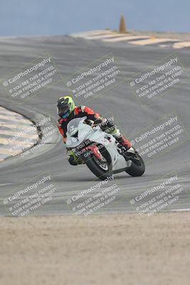 media/Sep-21-2025-Race Pace (Sun) [[98bf33ef95]]/Non Verified/1-Turns 9 and 10 (8am)/
